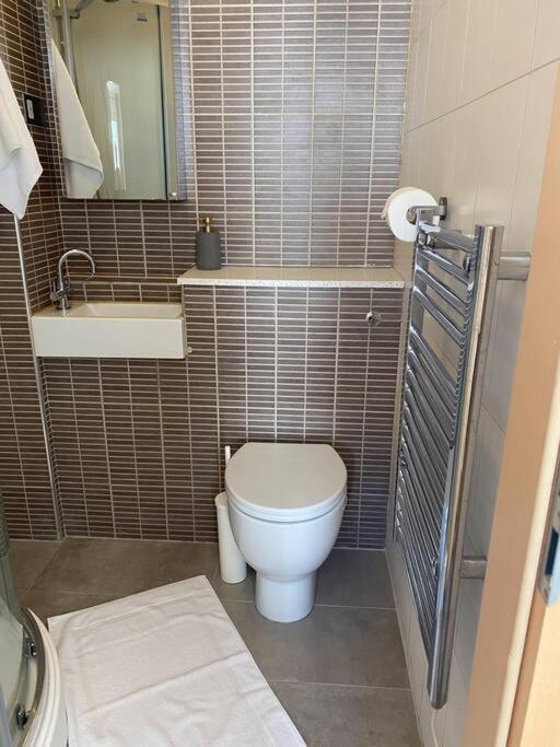 Sea View - 2 Bedroom - West Pier -